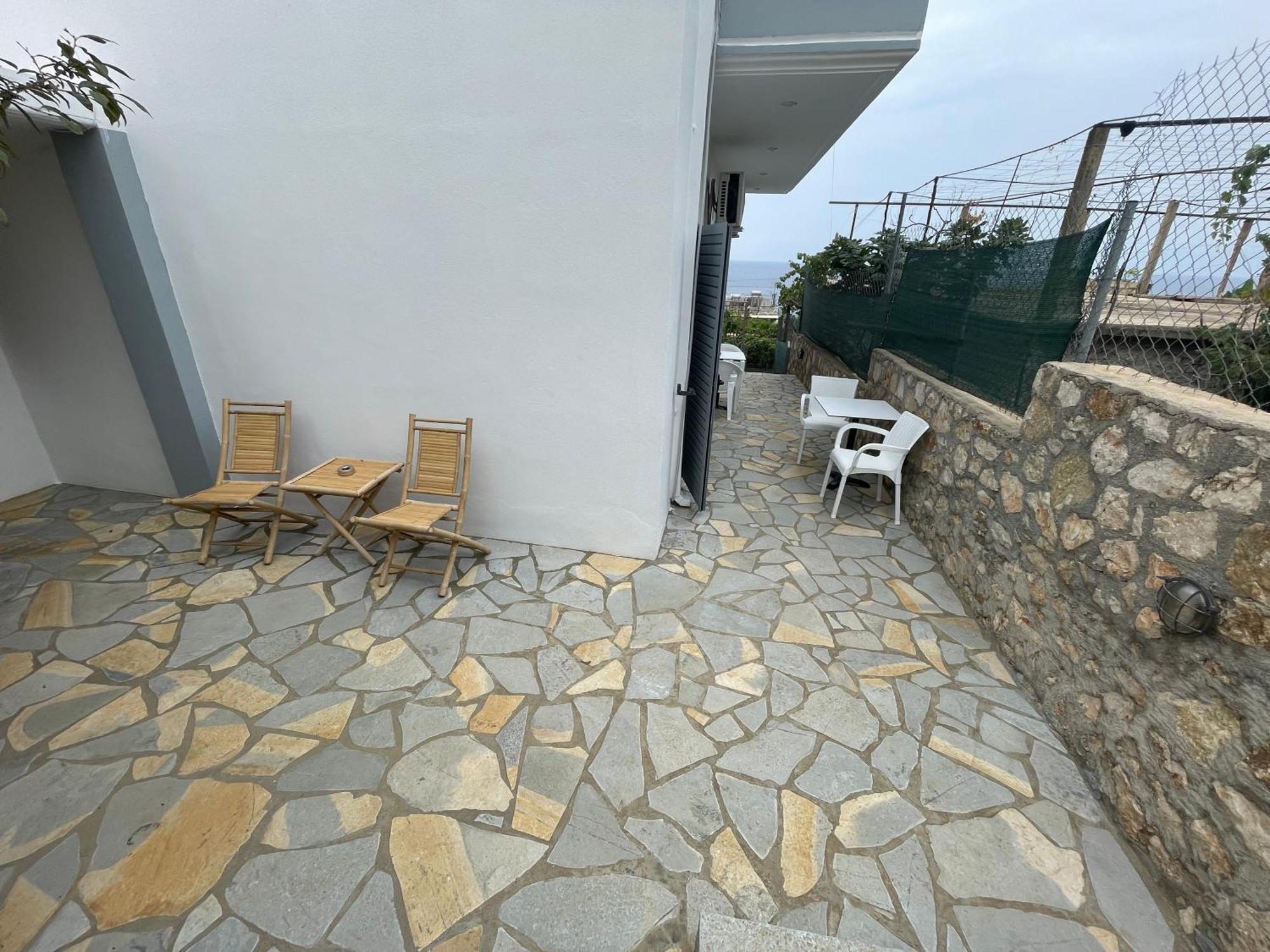 Gasthof Tasos Himarë
