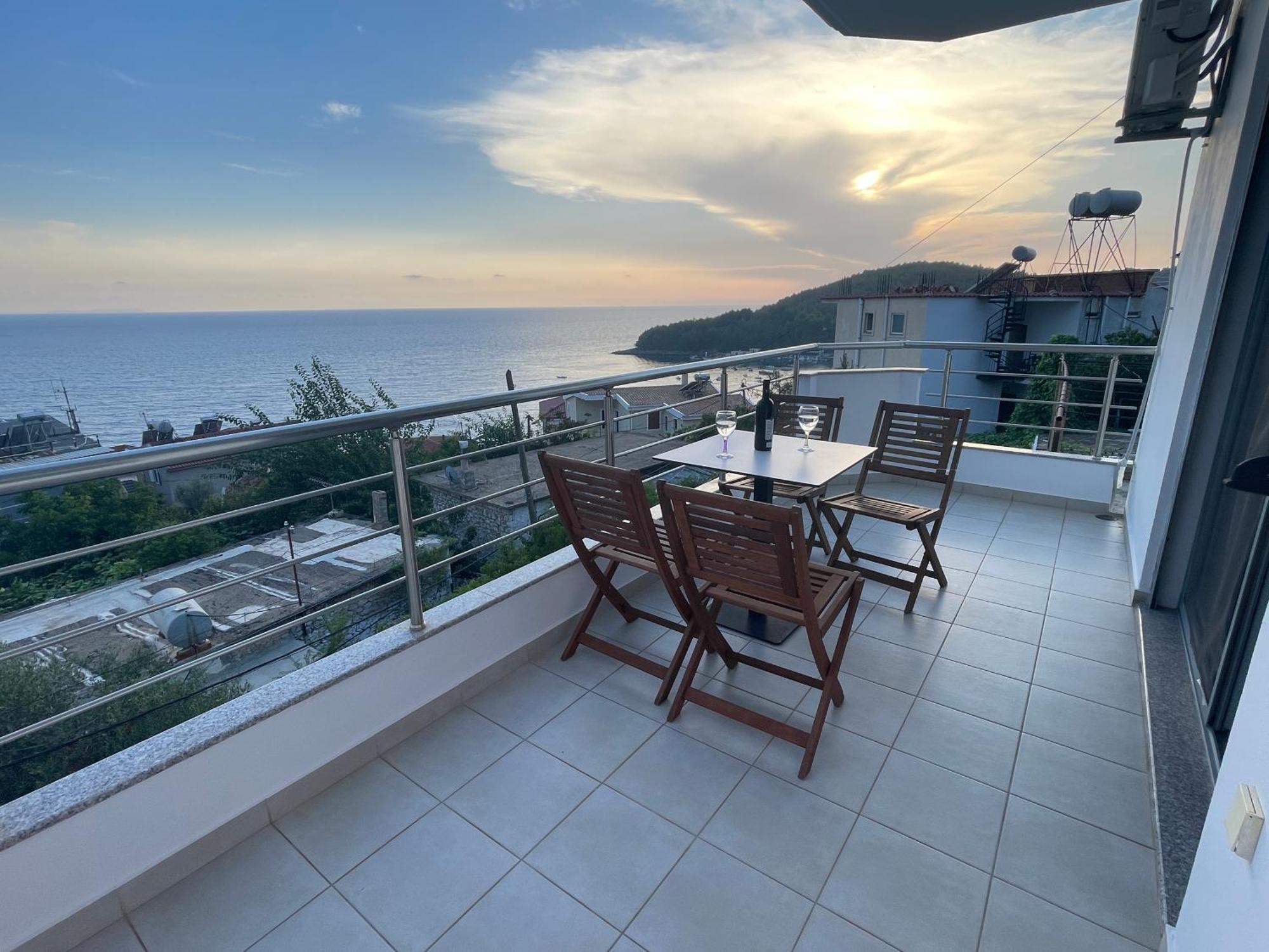 Guest house Tasos Himare
