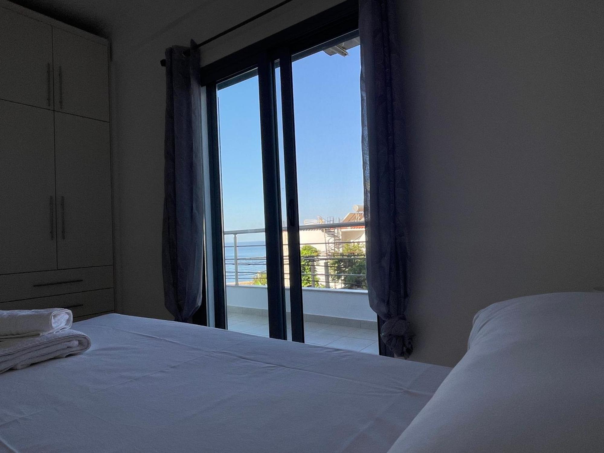 Tasos Guest house